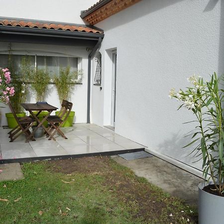 Domaine De L'Espiguette Bed & Breakfast Biganos Exterior photo